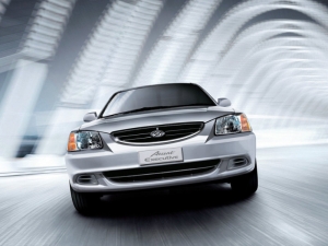 Hyundai Accent 1.5 i 12V AT