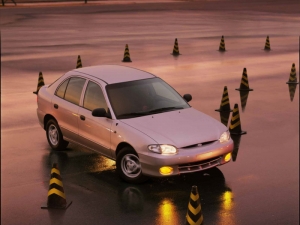 Hyundai Accent 1.5 i AT